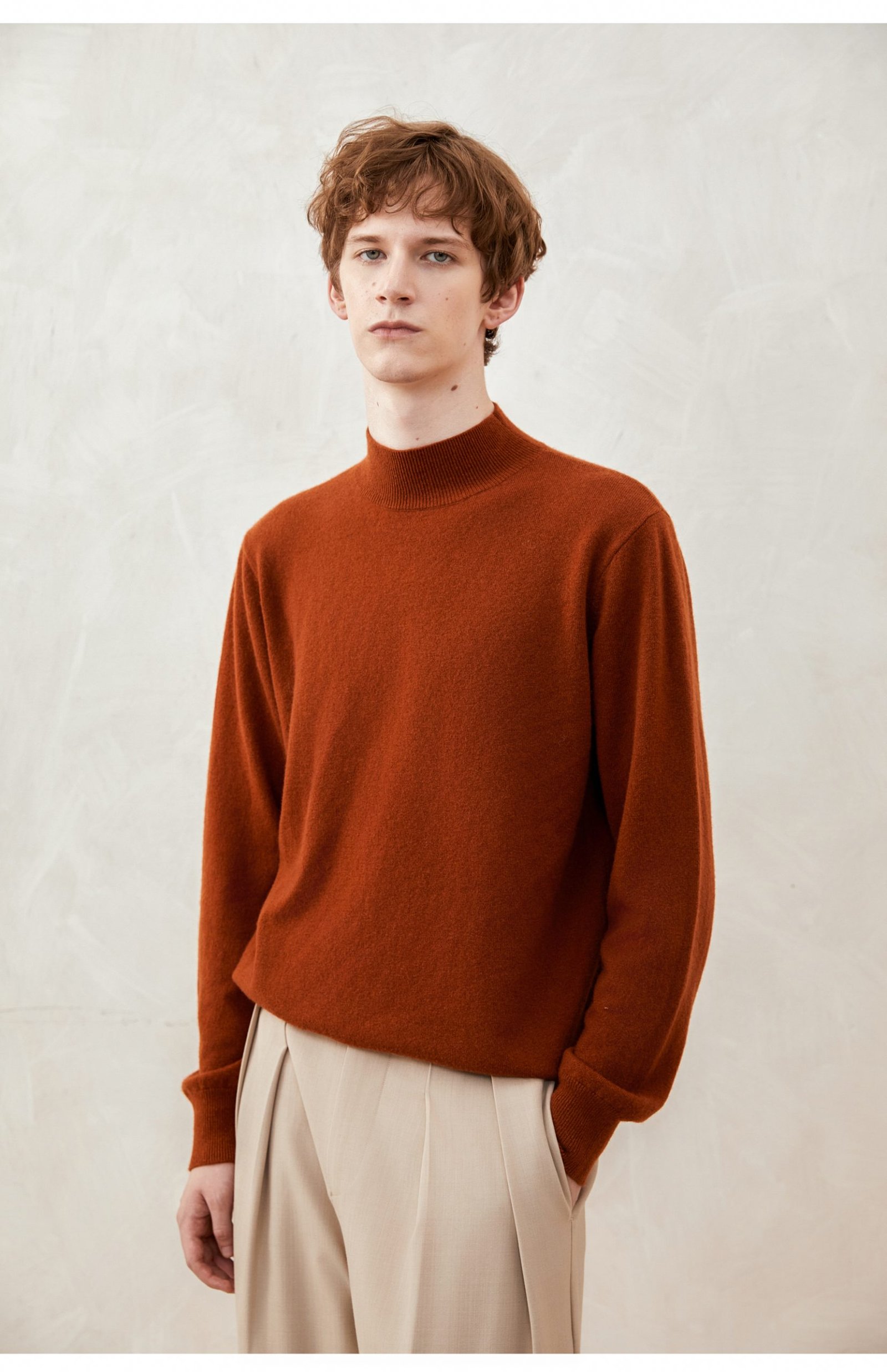 Very fine Merino wool high neckline with foundation