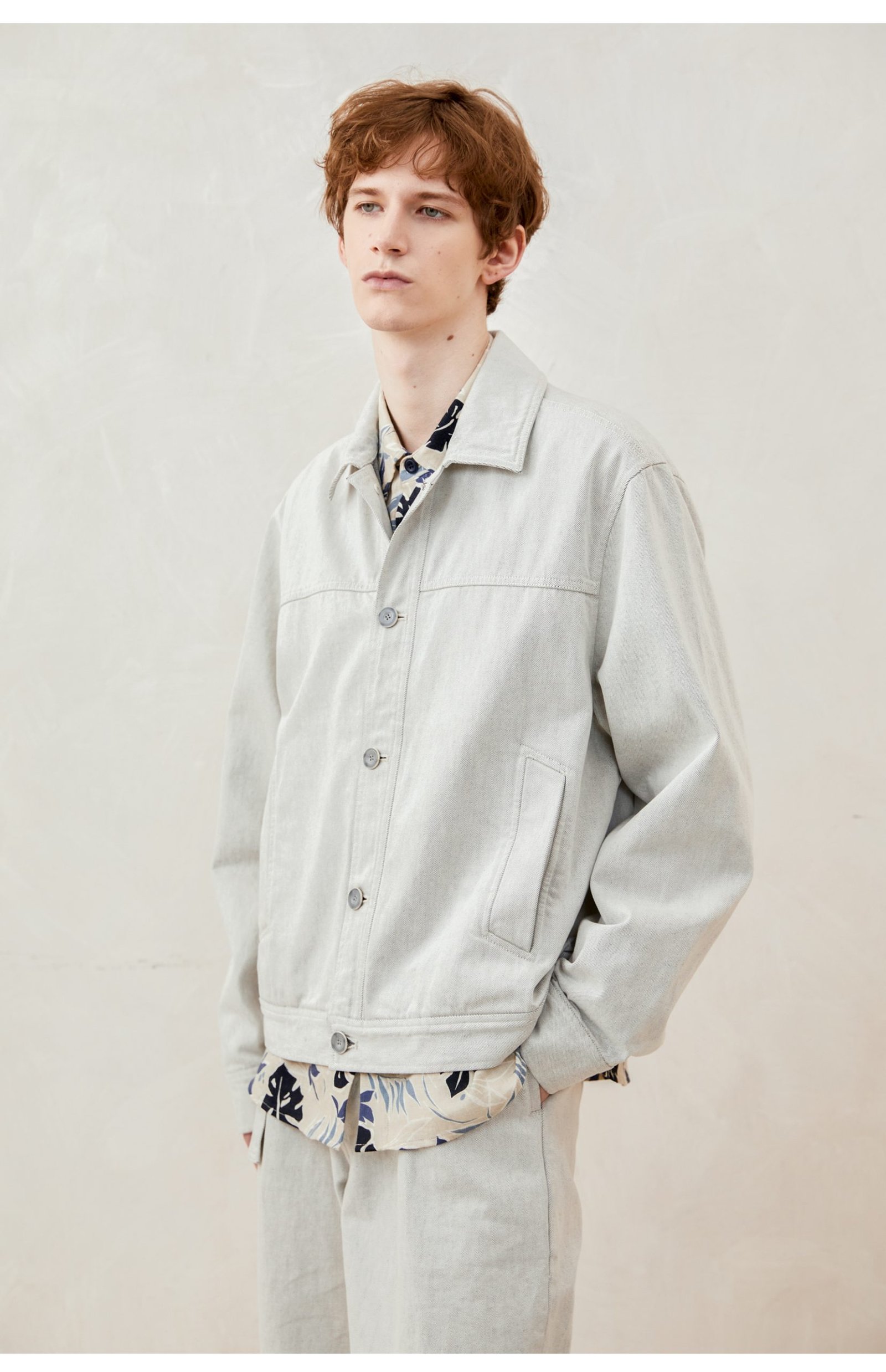 Autumn/winter light grey stone washed denim jacket
