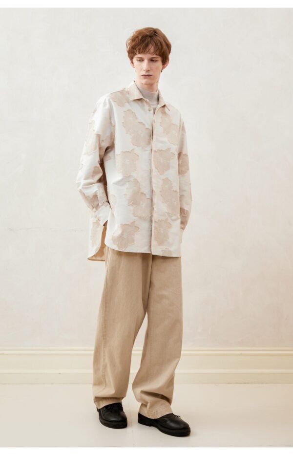 Beige jacquard long sleeve coat stereo jacquard loose profile