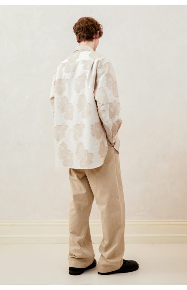 Beige jacquard long sleeve coat stereo jacquard loose profile