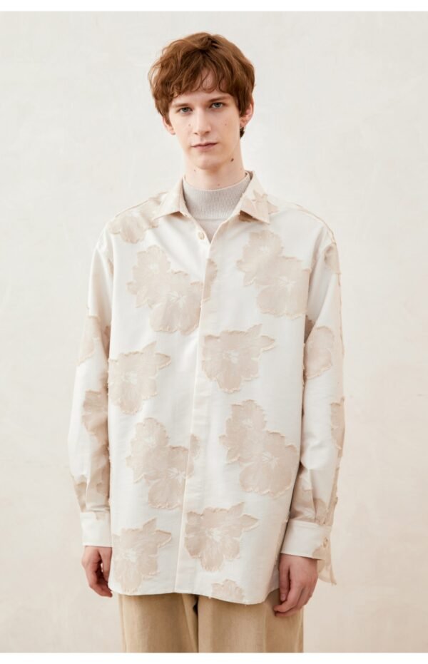 Beige jacquard long sleeve coat stereo jacquard loose profile