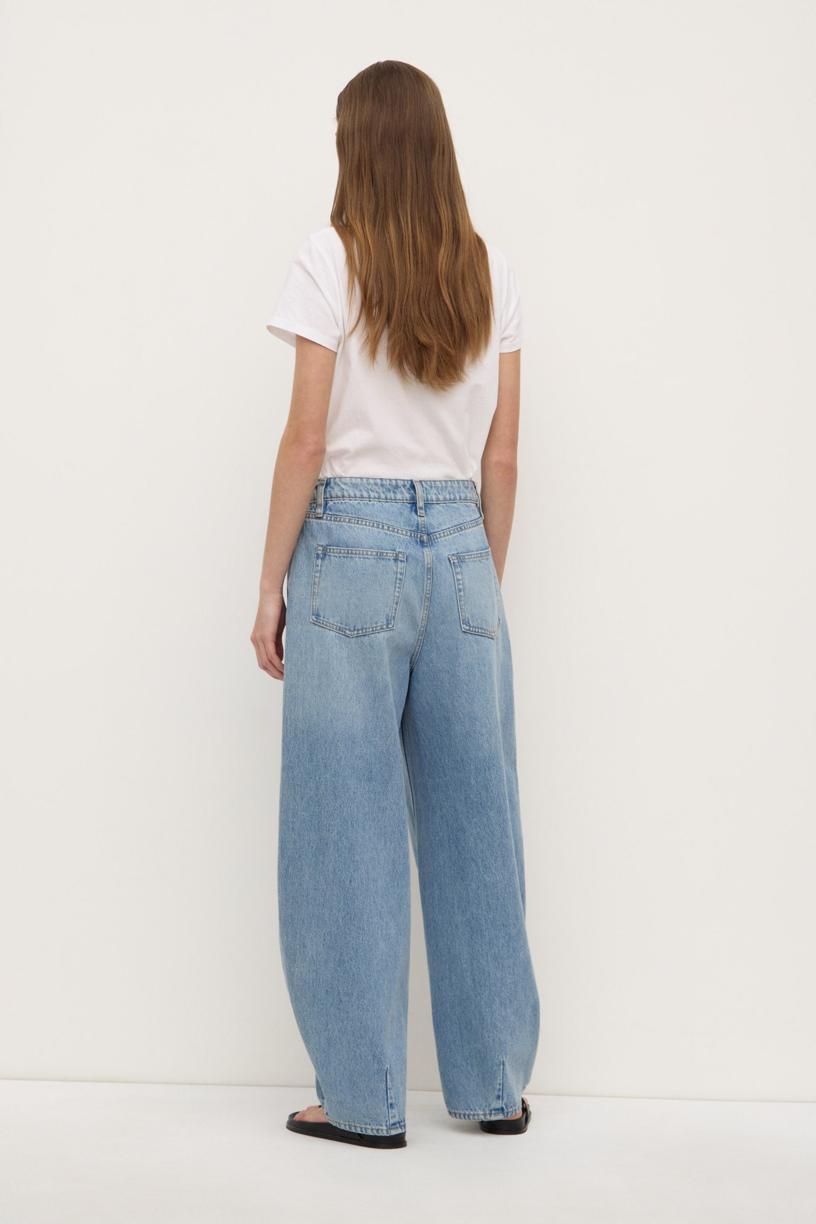 High Rise Barrel Jean