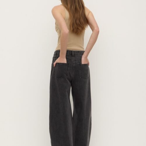 High Rise Barrel Jean