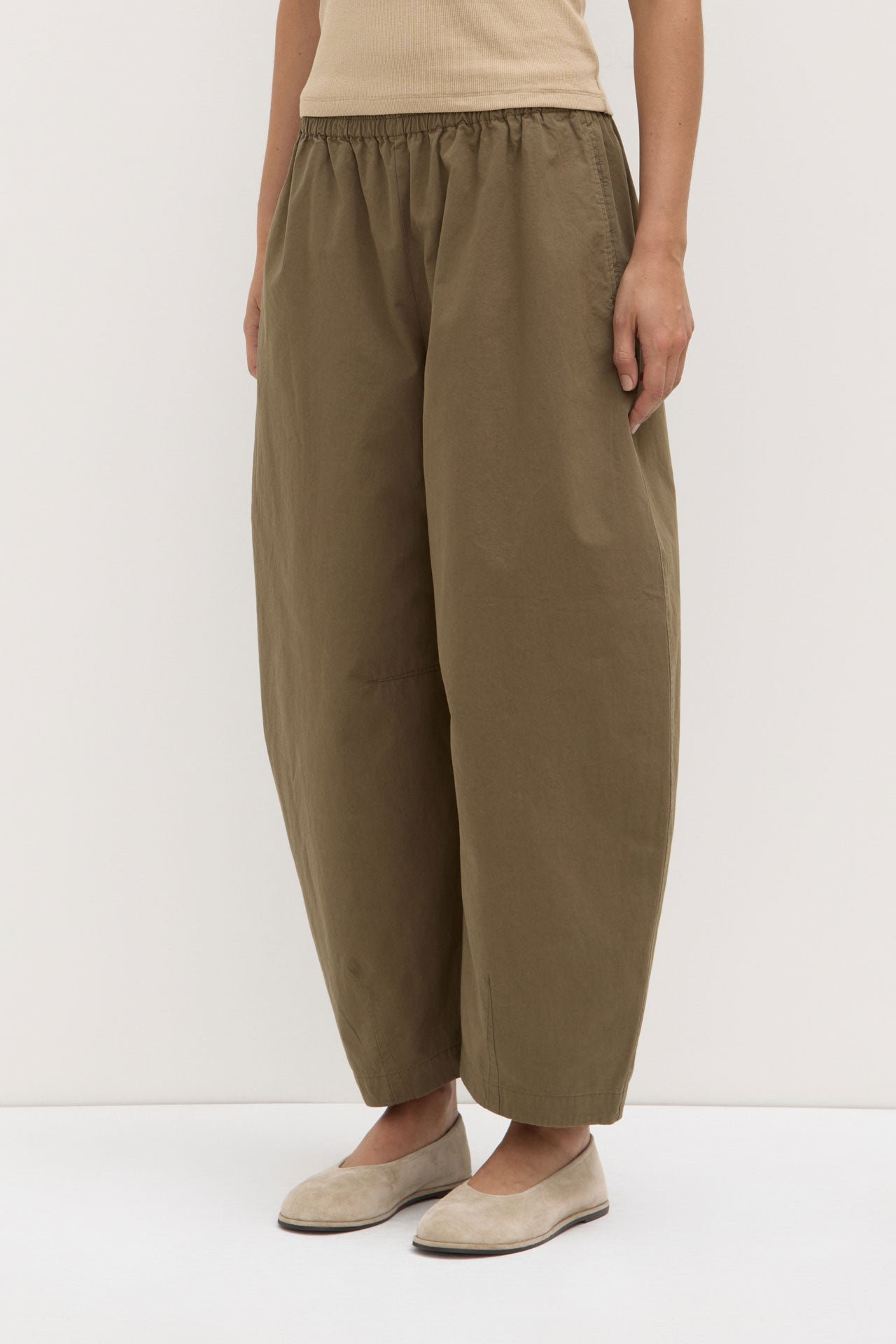 Lola Barrel Pant