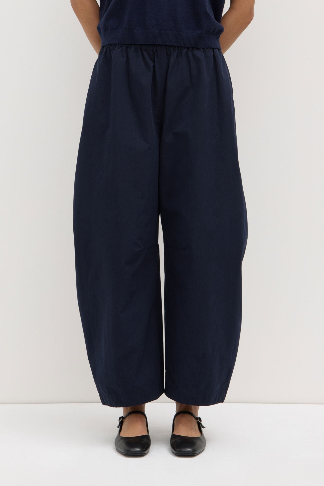 Lola Barrel Pant
