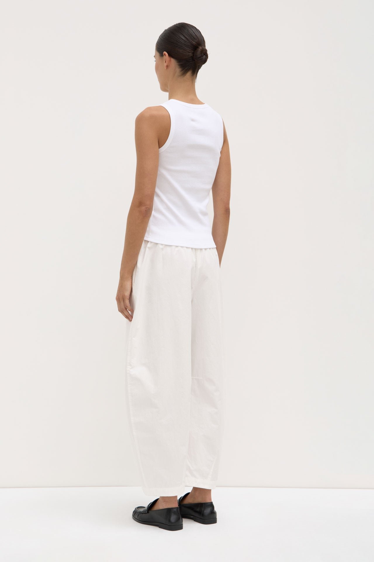 Lola Barrel Pant