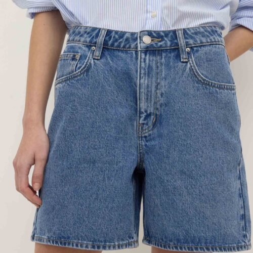 Mid Rise Vintage Denim Short