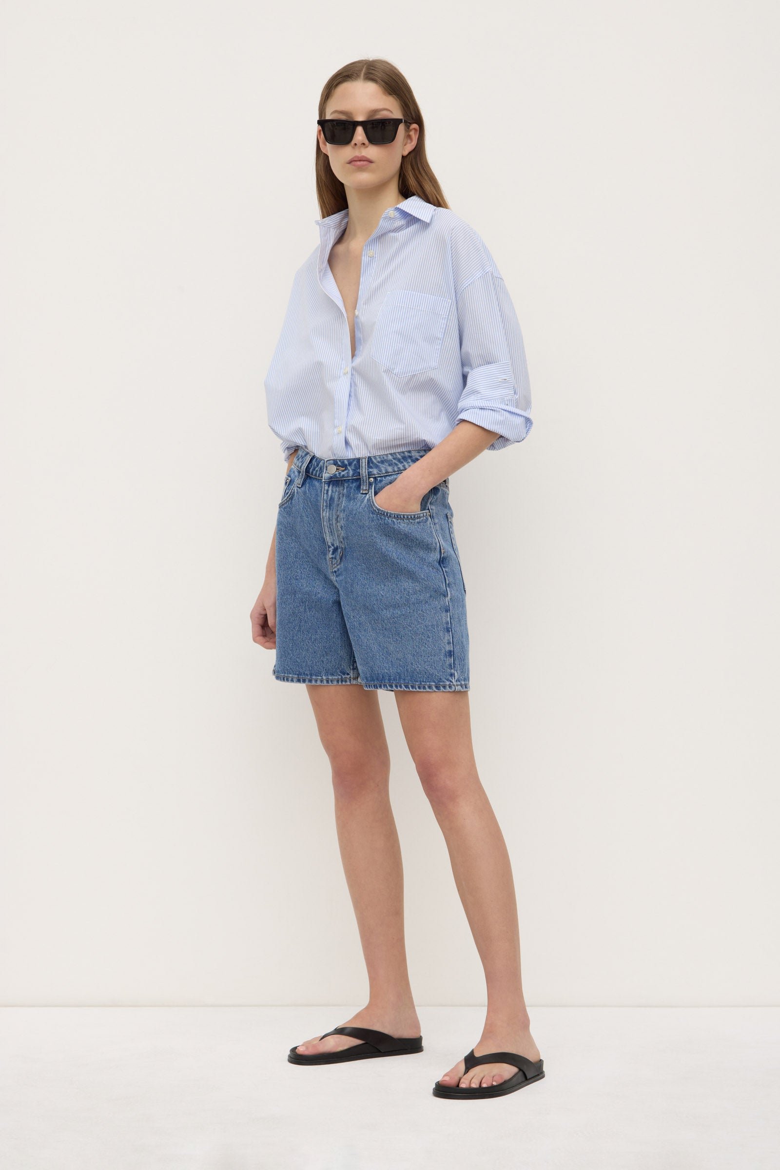 Mid Rise Vintage Denim Short