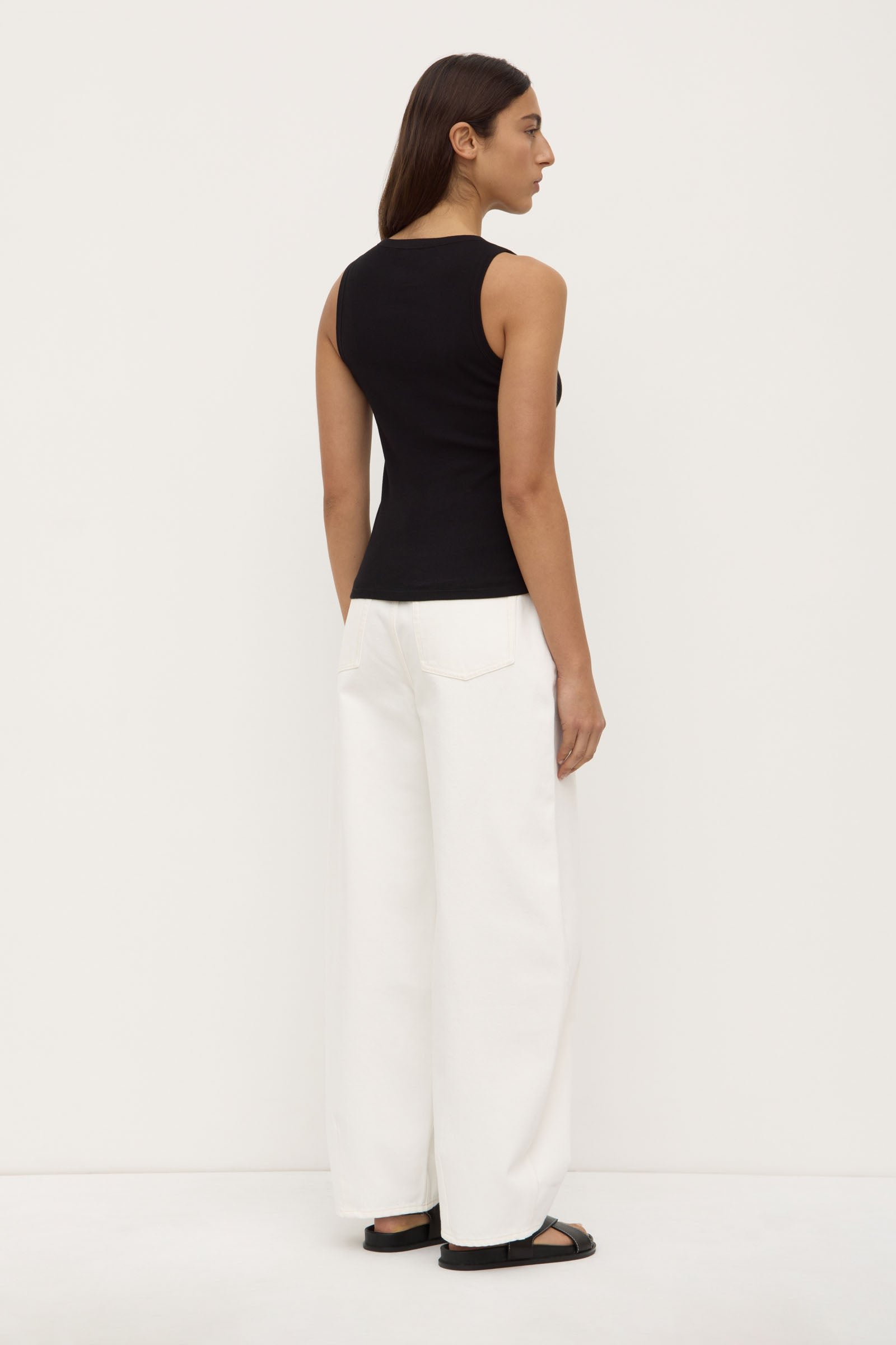 Nika Rib Tank