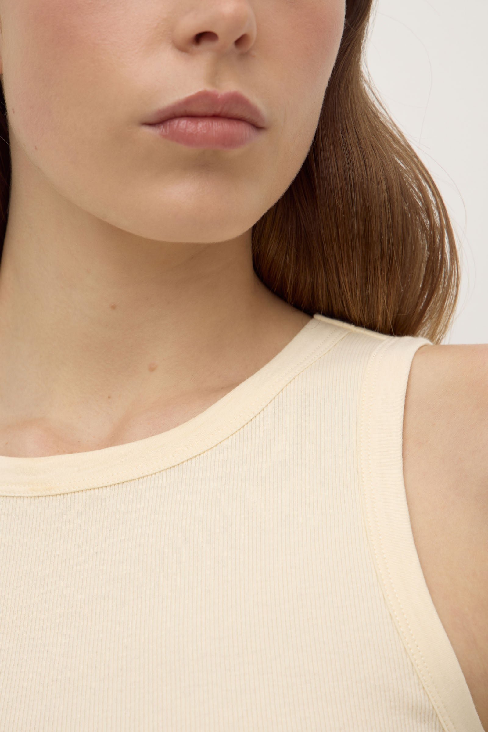 Nika Rib Tank