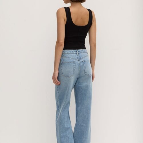 Womens Relaxed Jean
